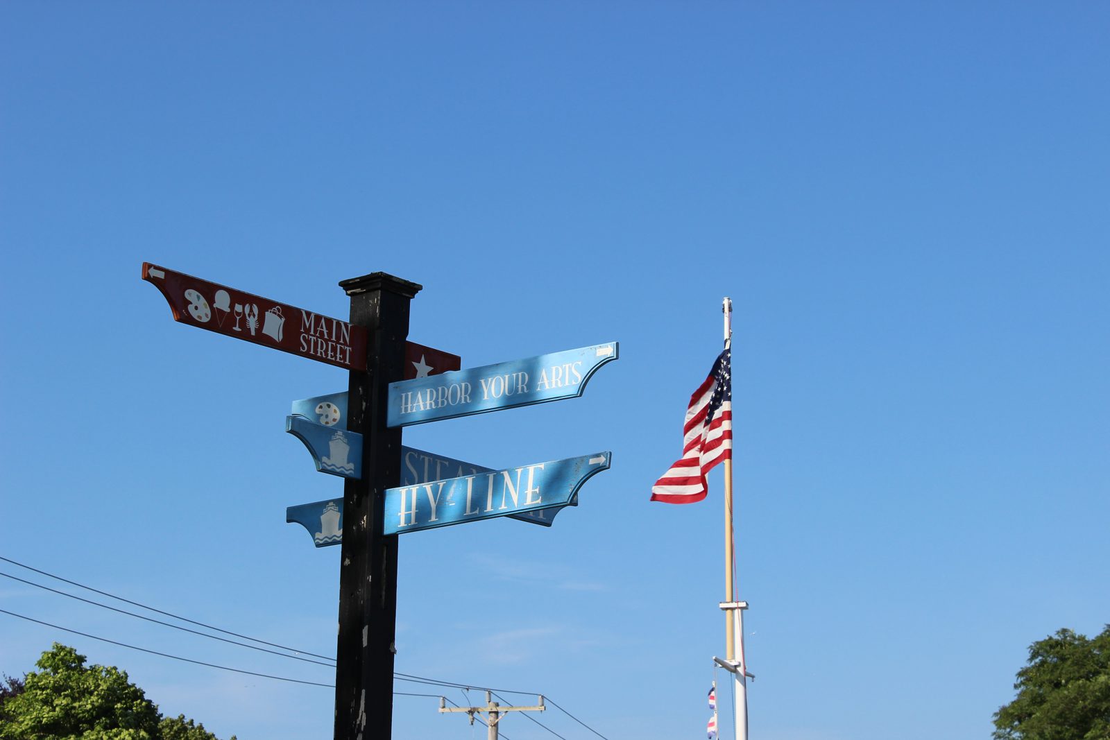 Hyannis Harbor signpost